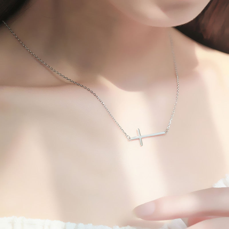 Zarte handwerkliche Halskette