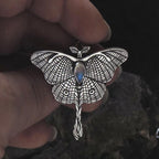 Schöne Halskette mit einzigartigem Stil