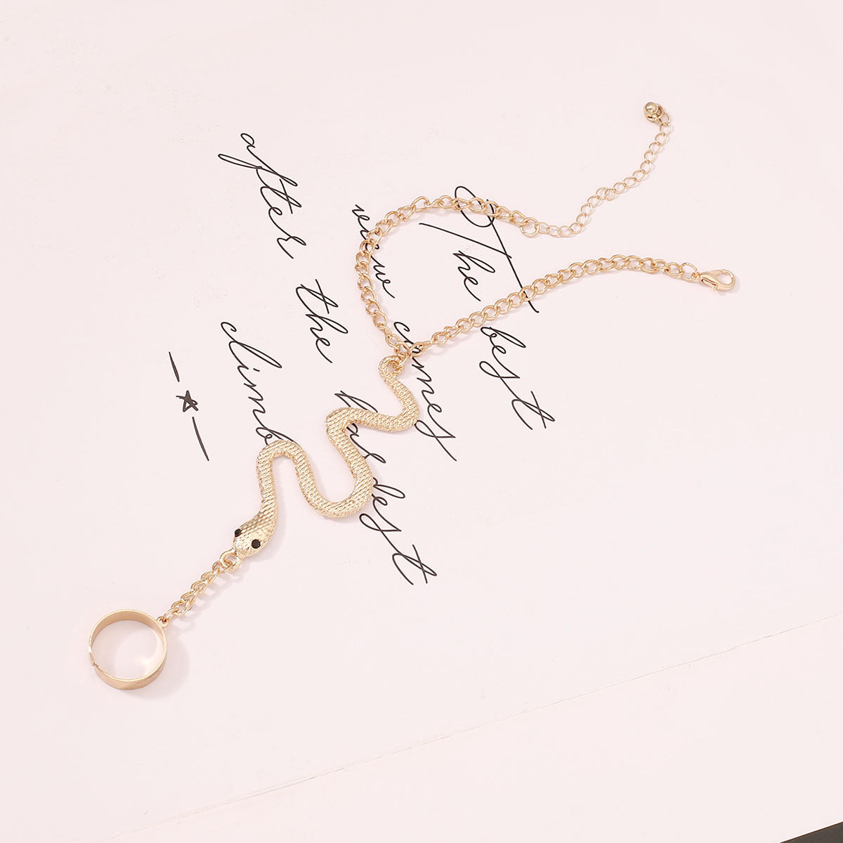 Schöne Armband mit einzigartigem Stil