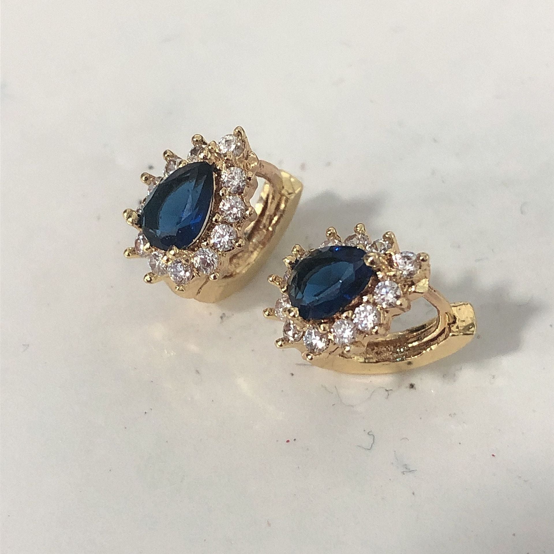 Klassische Ohrring mit zeitloser Eleganz