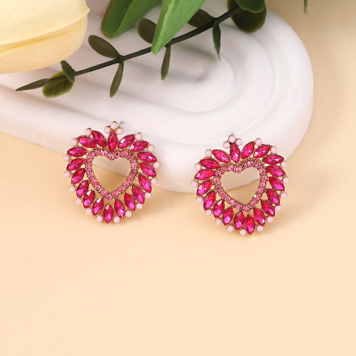 Atemberaubende Ohrring für den Alltag