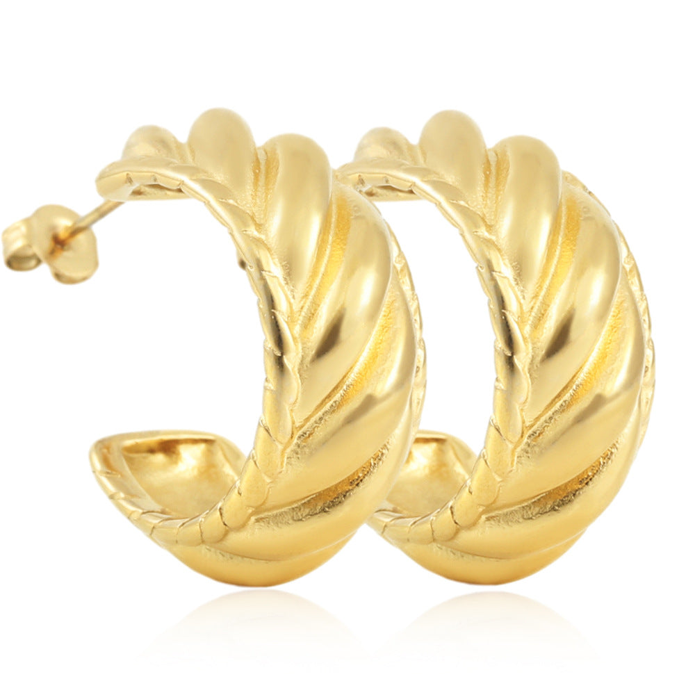 Charmante Gold Ohrring für jeden Anlass