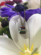 Zarte handwerkliche Halskette