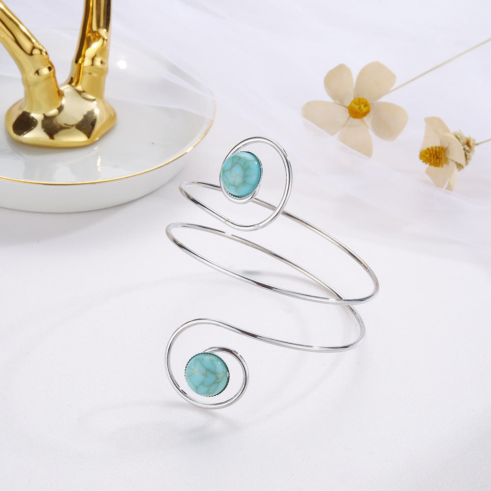 Schöne Armband mit einzigartigem Stil