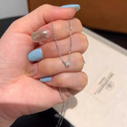 Schöne Halskette mit einzigartigem Stil