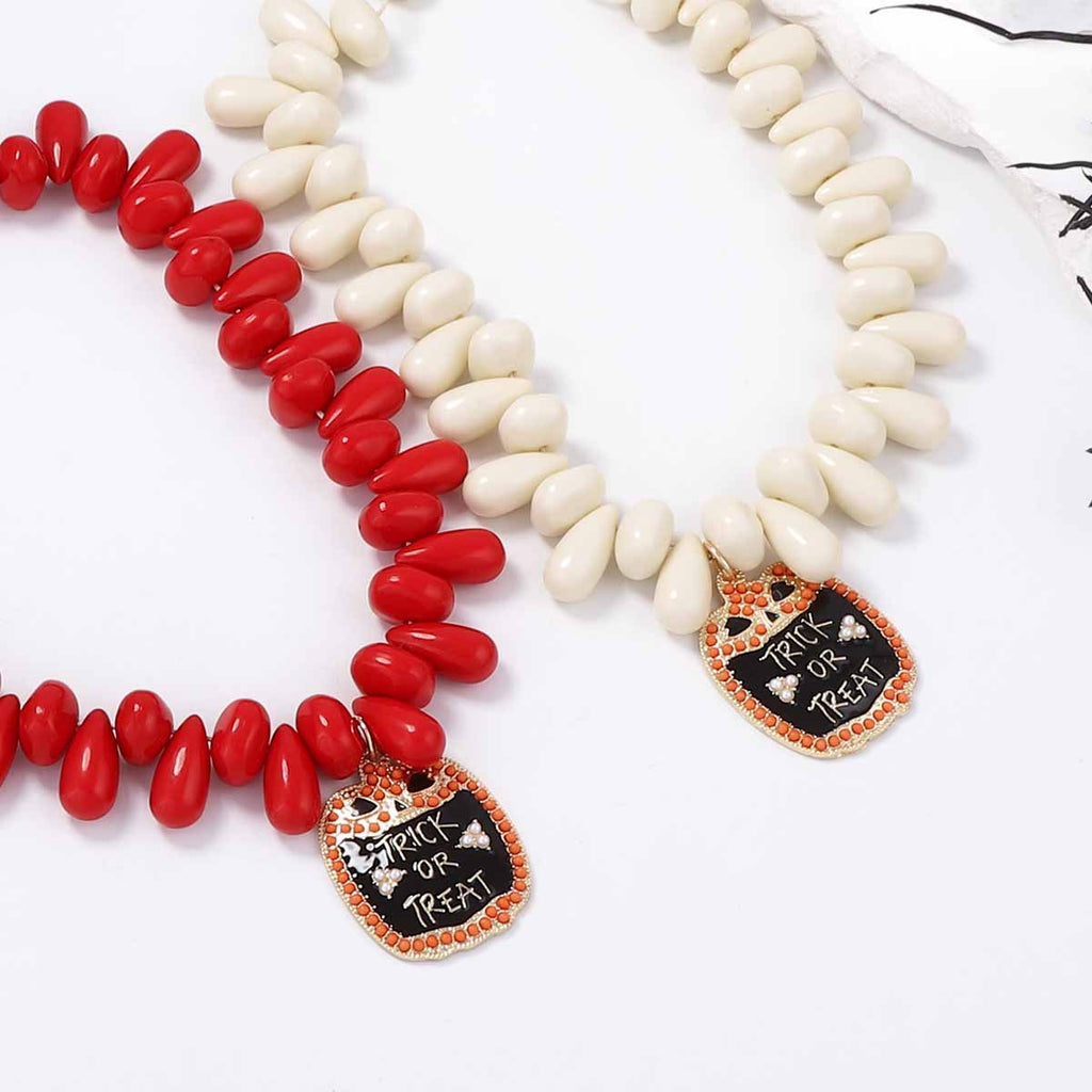 Zarte handwerkliche Halskette