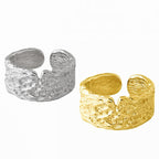 Zarte handwerkliche Ring