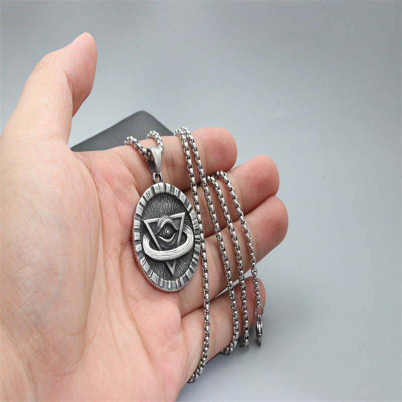 Zarte handwerkliche Halskette