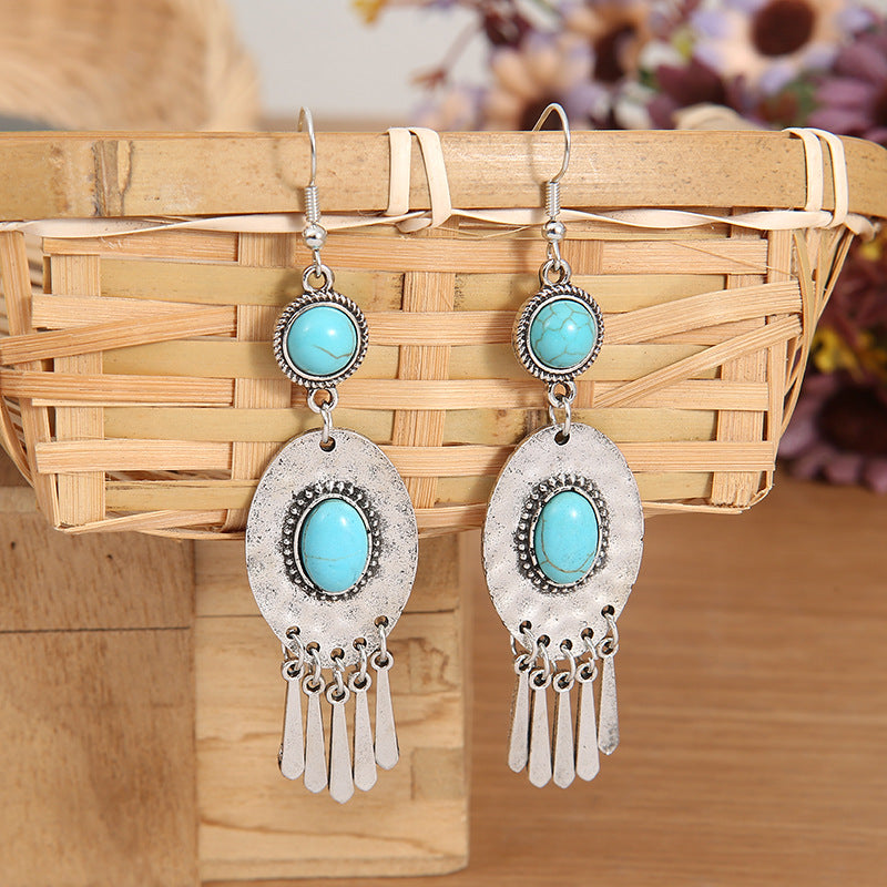 Zarte handwerkliche Ohrring