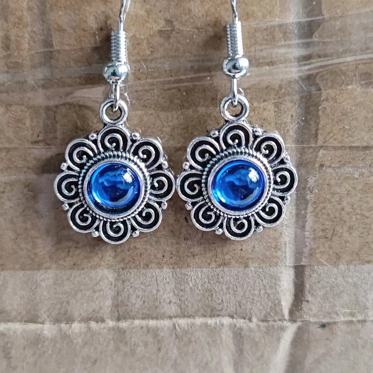 Zarte handwerkliche Silber Ohrring