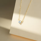 Zarte handwerkliche Halskette