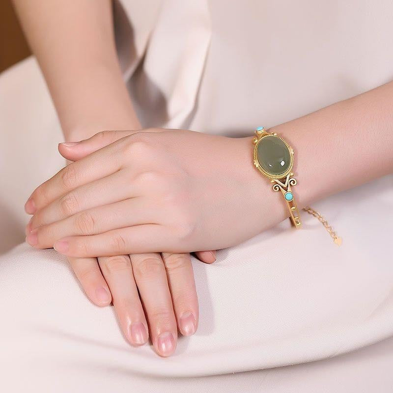 Klassische Gold Armband mit zeitloser Eleganz