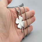 Schöne Halskette mit einzigartigem Stil