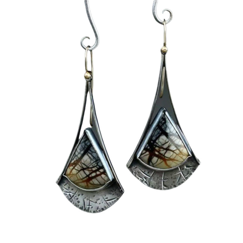 Schöne Ohrring mit einzigartigem Stil