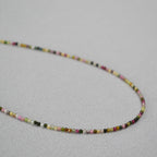 Schöne Halskette mit einzigartigem Stil