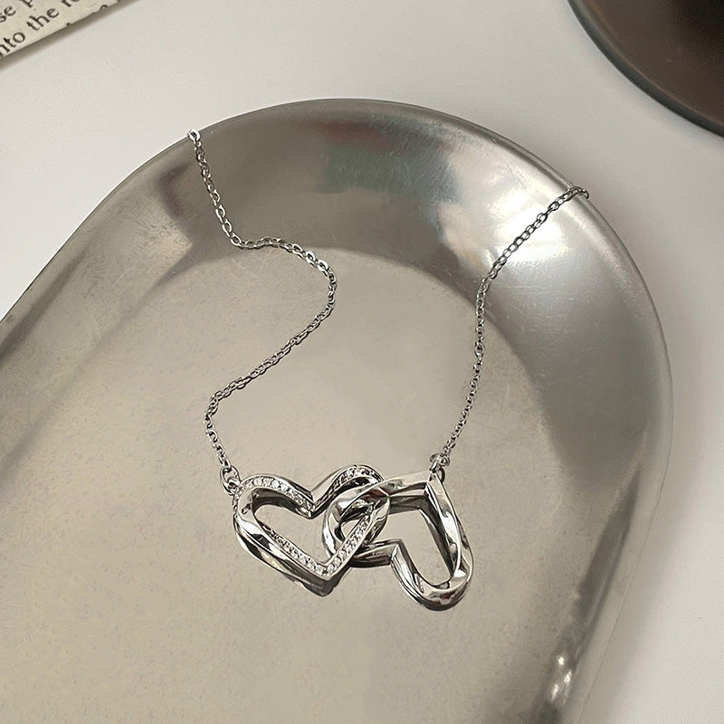 Zarte handwerkliche Halskette