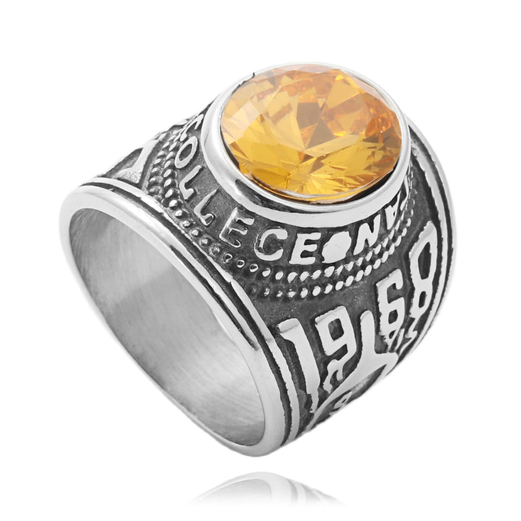 Zarte handwerkliche Ring