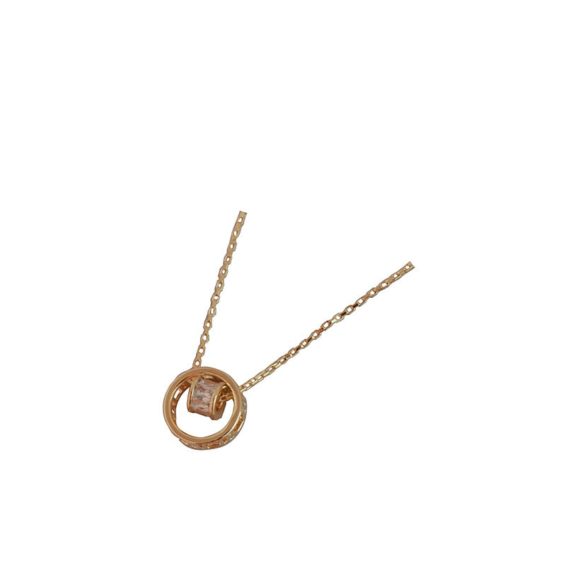 Schöne Halskette mit einzigartigem Stil