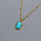 Schöne Gold Halskette mit einzigartigem Stil