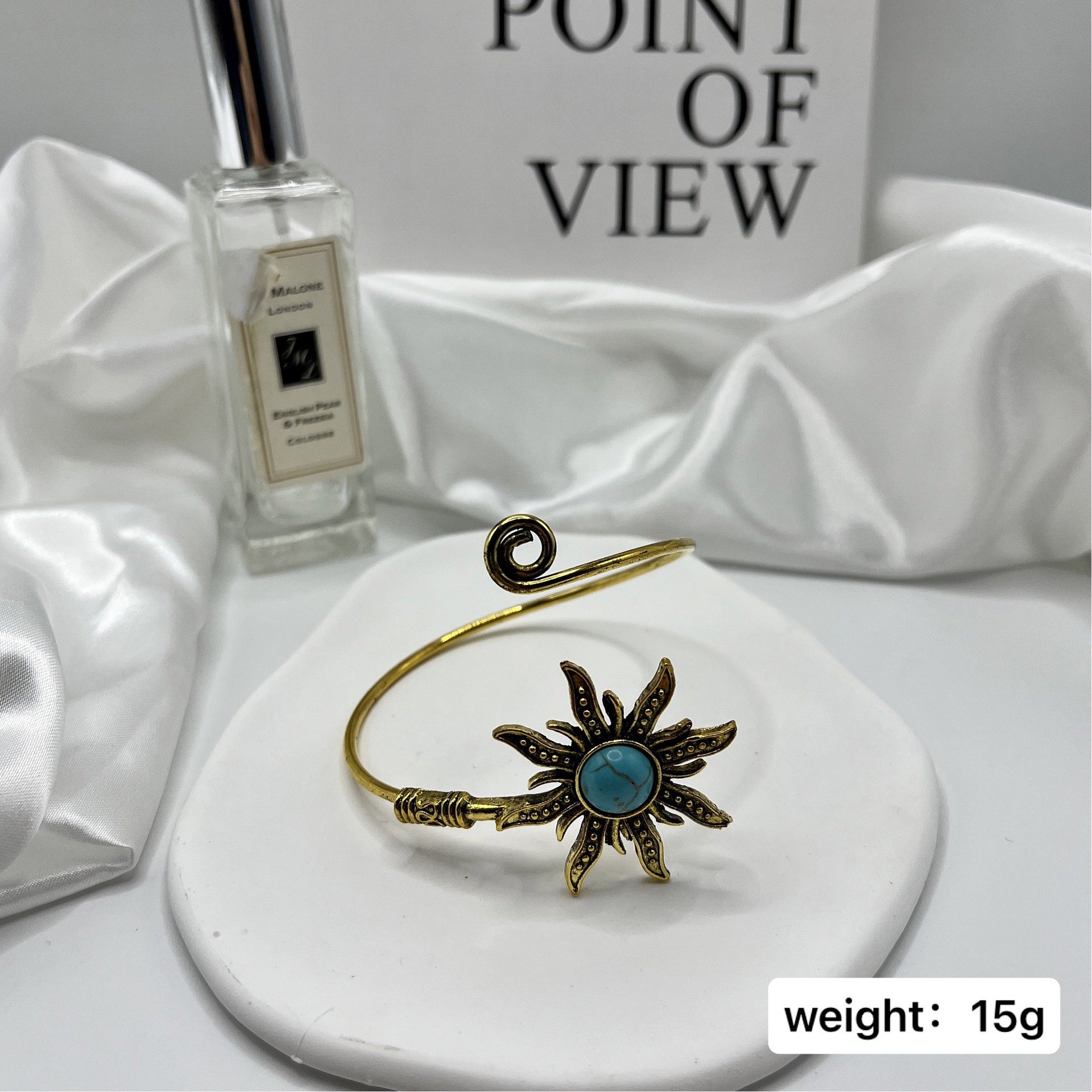 Klassische Armband mit zeitloser Eleganz