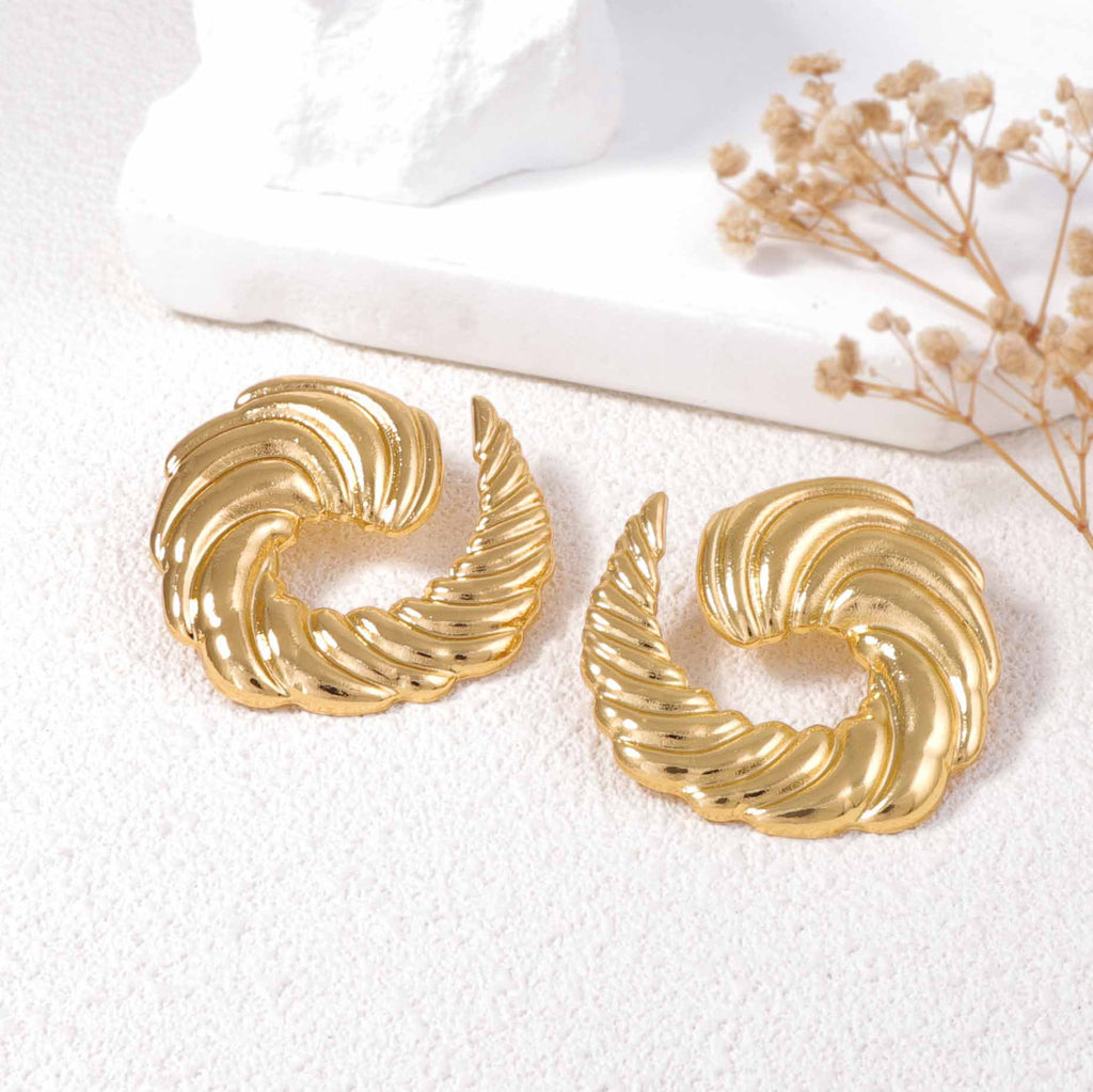 Atemberaubende Ohrring für den Alltag