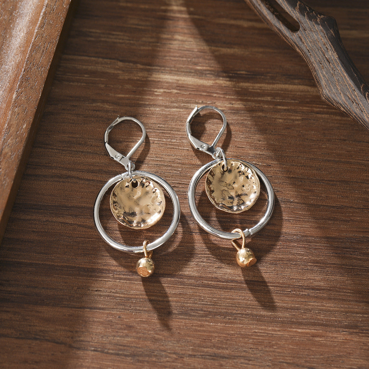 Atemberaubende Ohrring für den Alltag