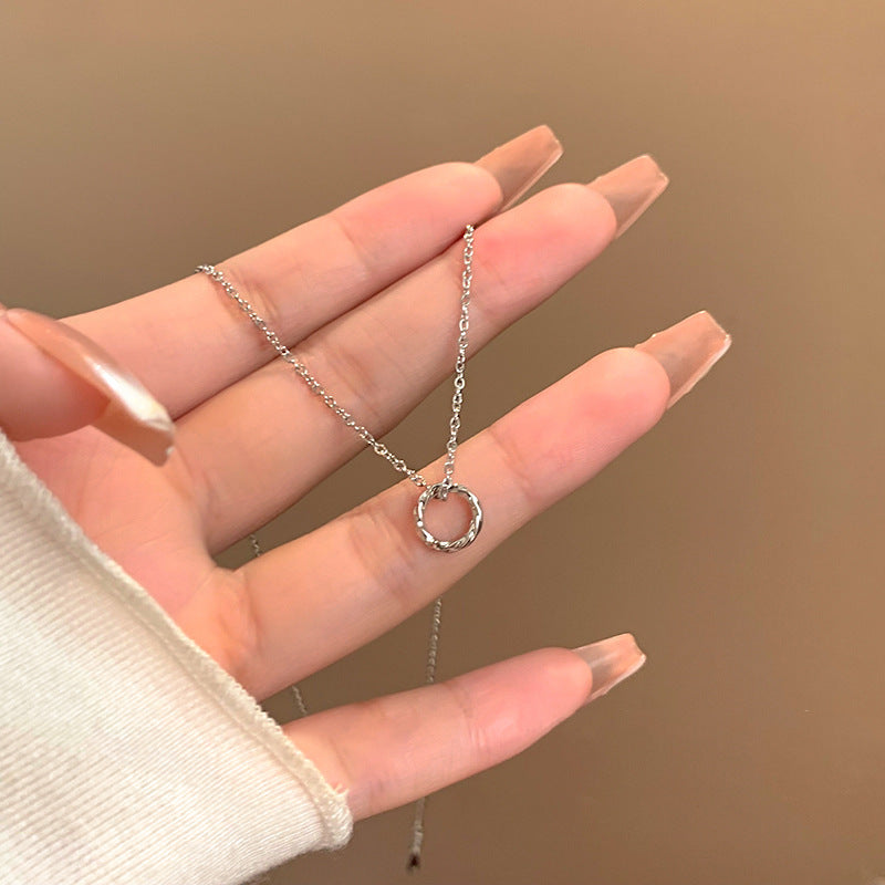 Klassische Halskette mit zeitloser Eleganz