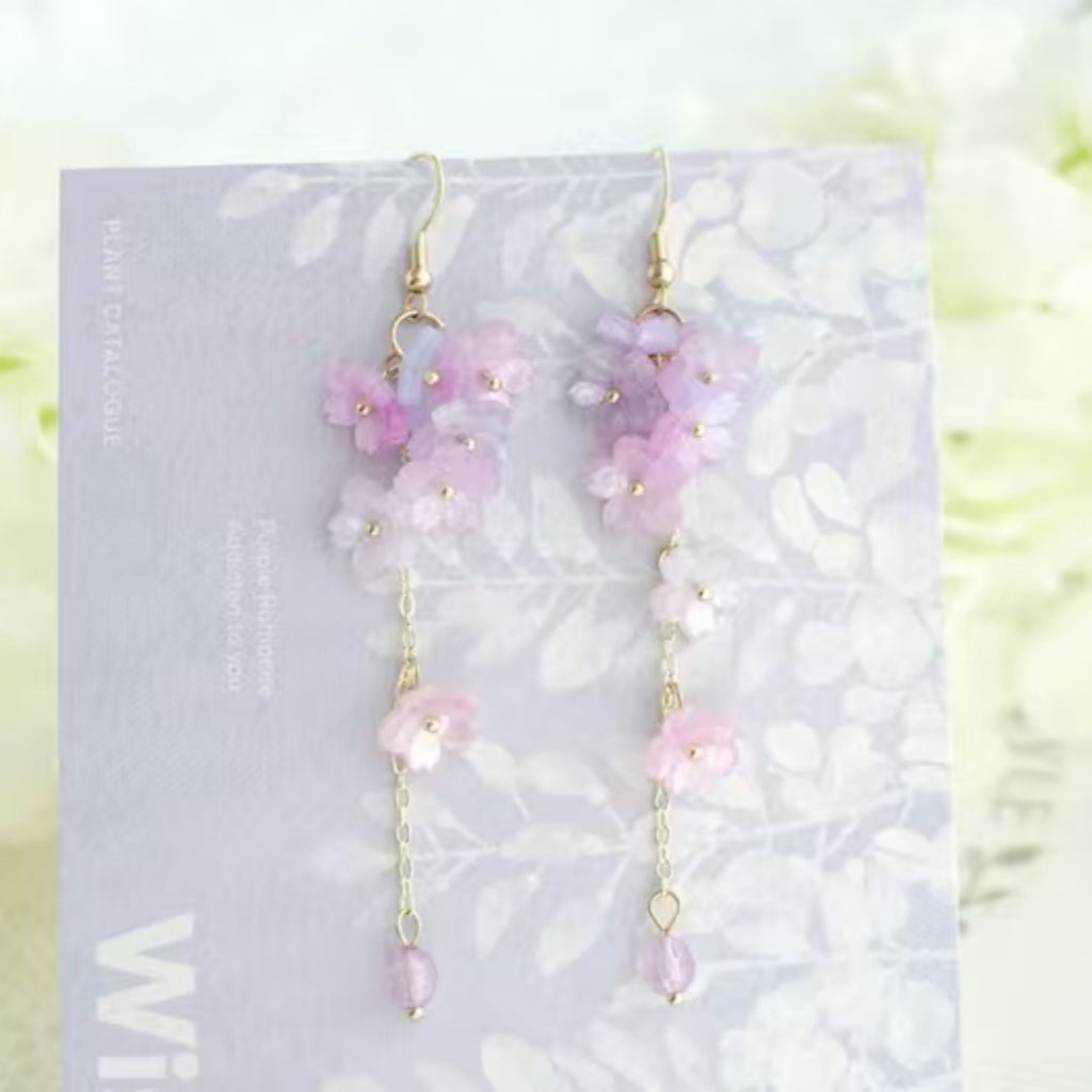 Zarte handwerkliche Ohrring