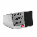 Zarte handwerkliche Ring