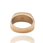 Zarte handwerkliche Ring