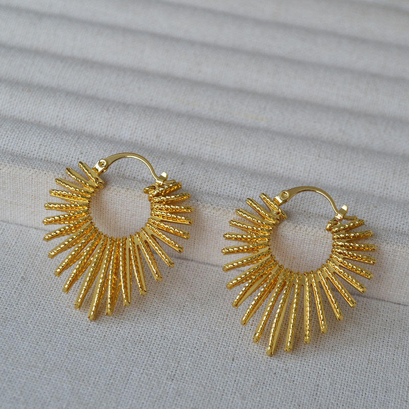 Atemberaubende Gold Ohrring für den Alltag