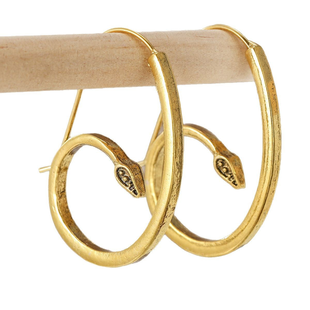 Atemberaubende Ohrring für den Alltag