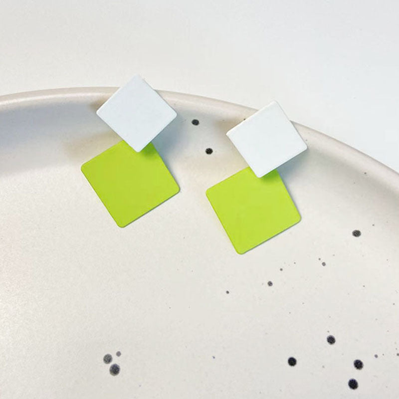 Atemberaubende Ohrring für den Alltag