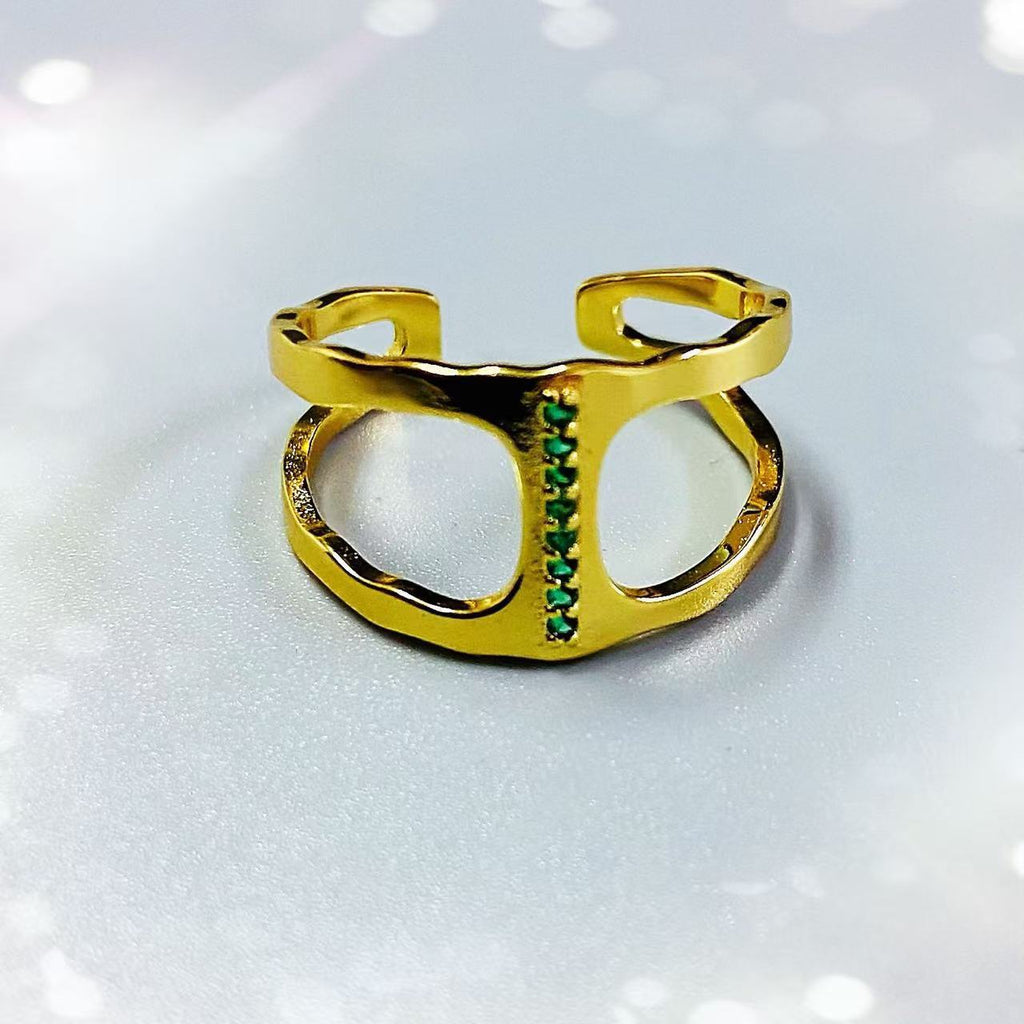 Klassische Gold Ring mit zeitloser Eleganz