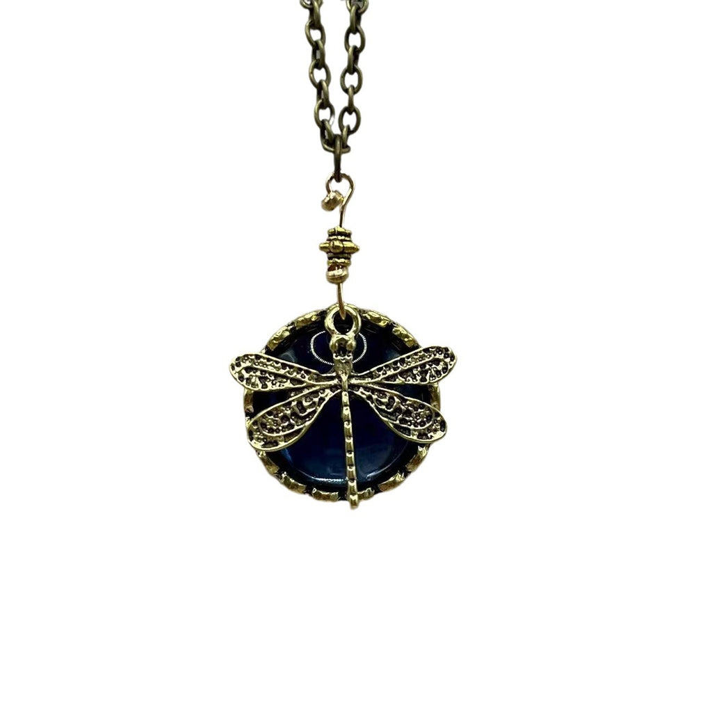 Schöne Halskette mit einzigartigem Stil