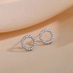 Schöne Ohrring mit einzigartigem Stil