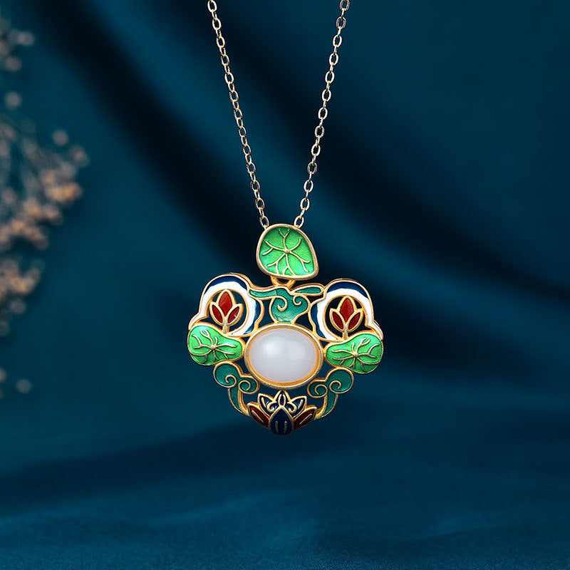 Zarte handwerkliche Halskette