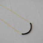 Zarte handwerkliche Perlen Halskette