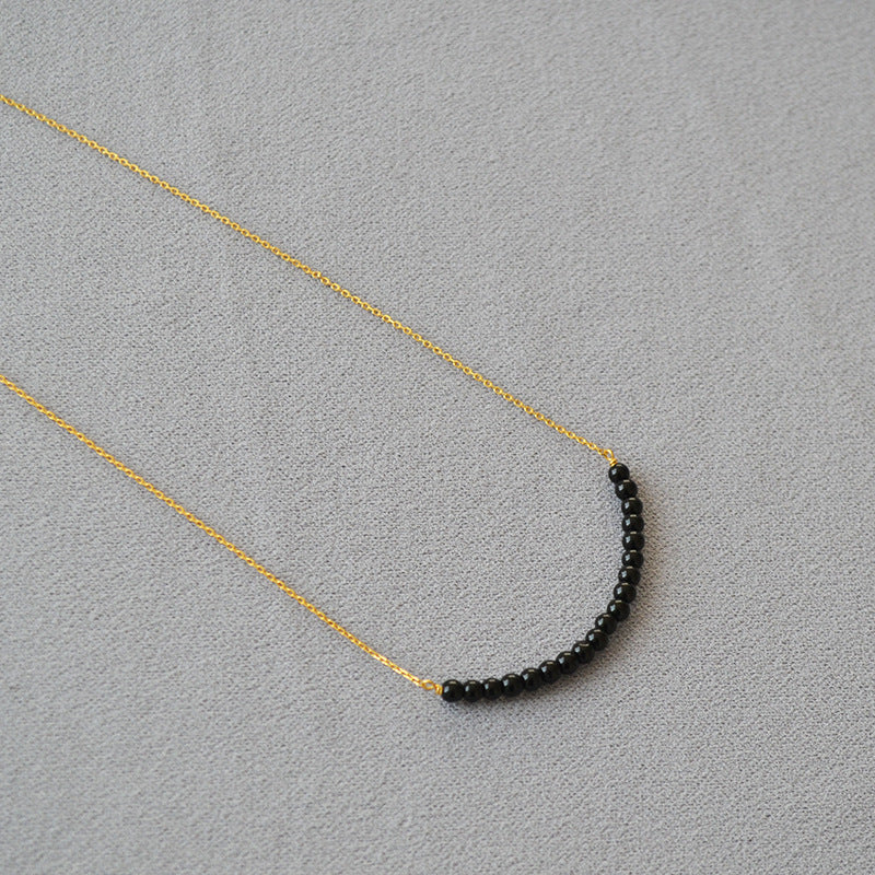 Zarte handwerkliche Perlen Halskette