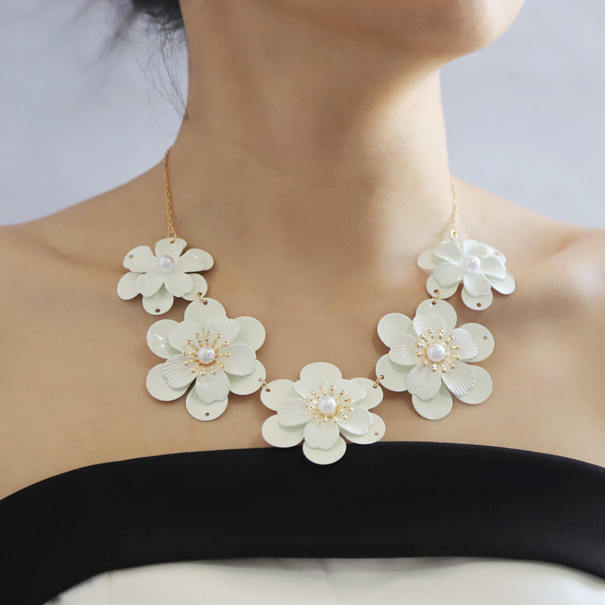 Zarte handwerkliche Perlen Halskette