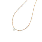 Schöne Halskette mit einzigartigem Stil