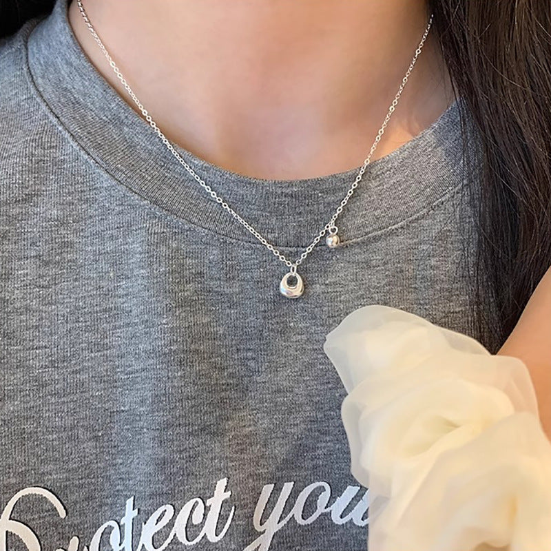 Schöne Halskette mit einzigartigem Stil