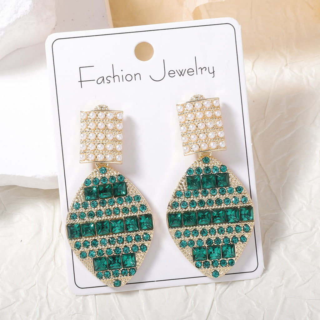 Atemberaubende Ohrring für den Alltag