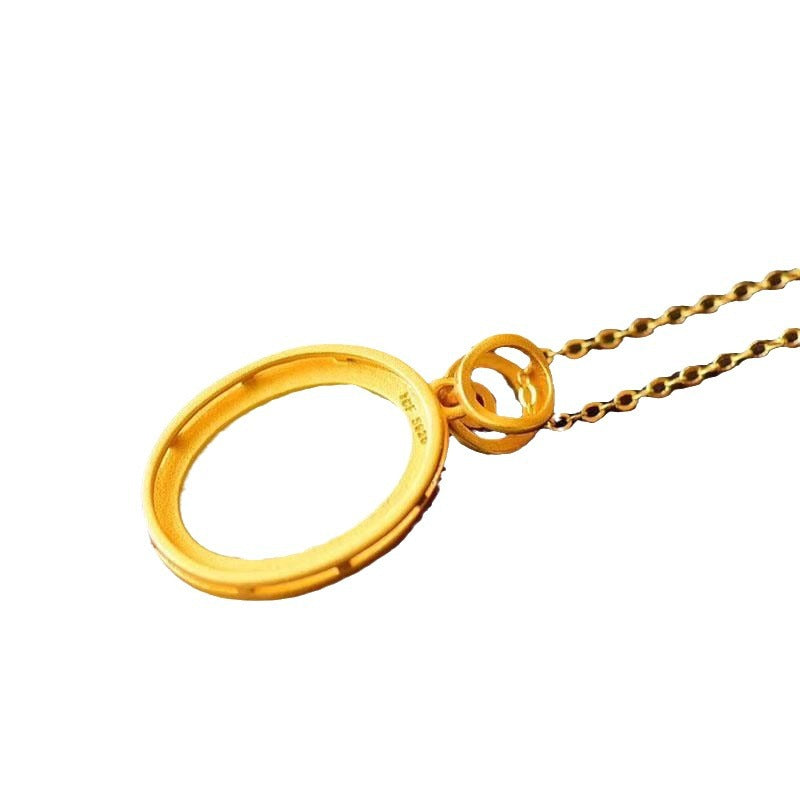 Schöne Halskette mit einzigartigem Stil