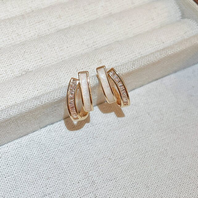 Atemberaubende Ohrring für den Alltag