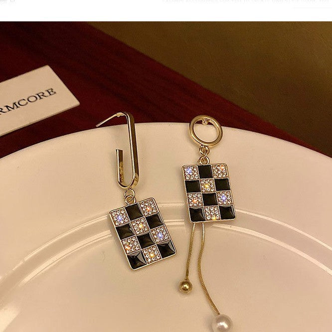 Atemberaubende Ohrring für den Alltag