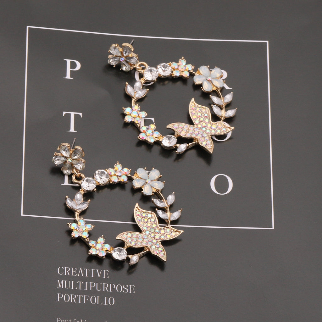 Atemberaubende Ohrring für den Alltag