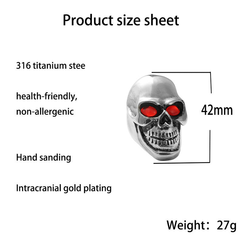 Zarte handwerkliche Ring