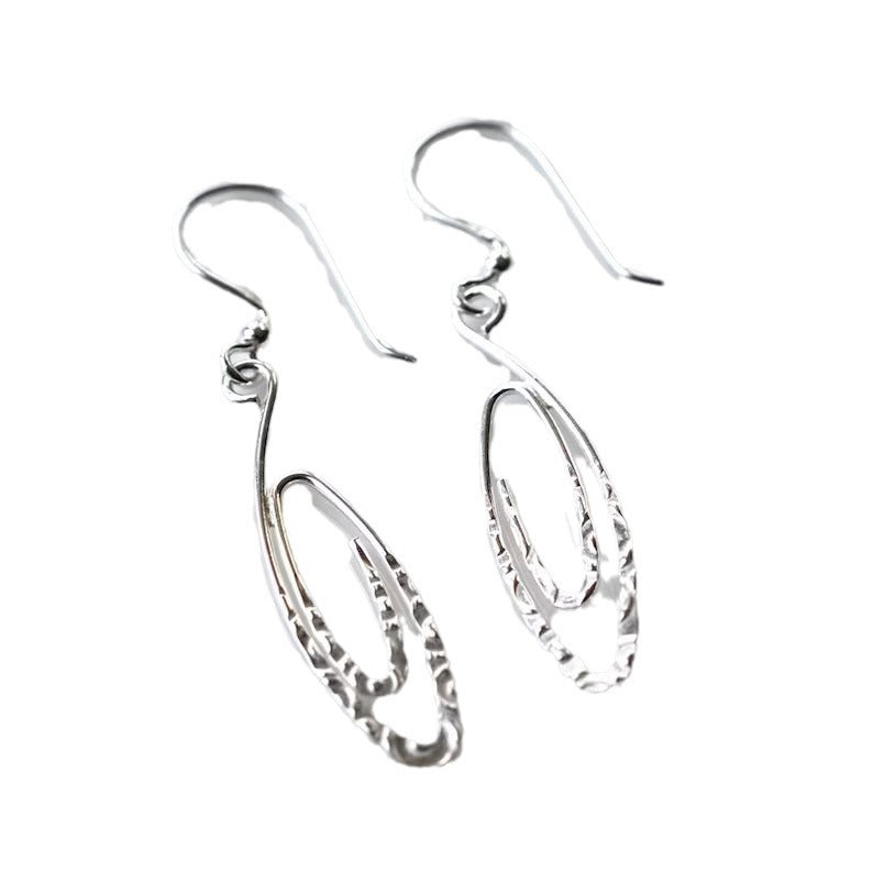 Atemberaubende Ohrring für den Alltag