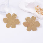 Atemberaubende Ohrring für den Alltag